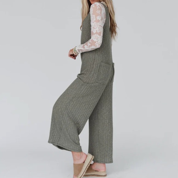 11 Boho Wide leg Jumpsuit - Picture 2 of 3